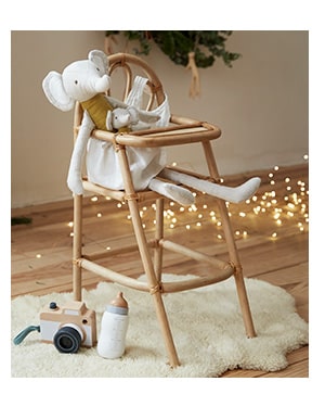 Hoge rotan kinderstoel