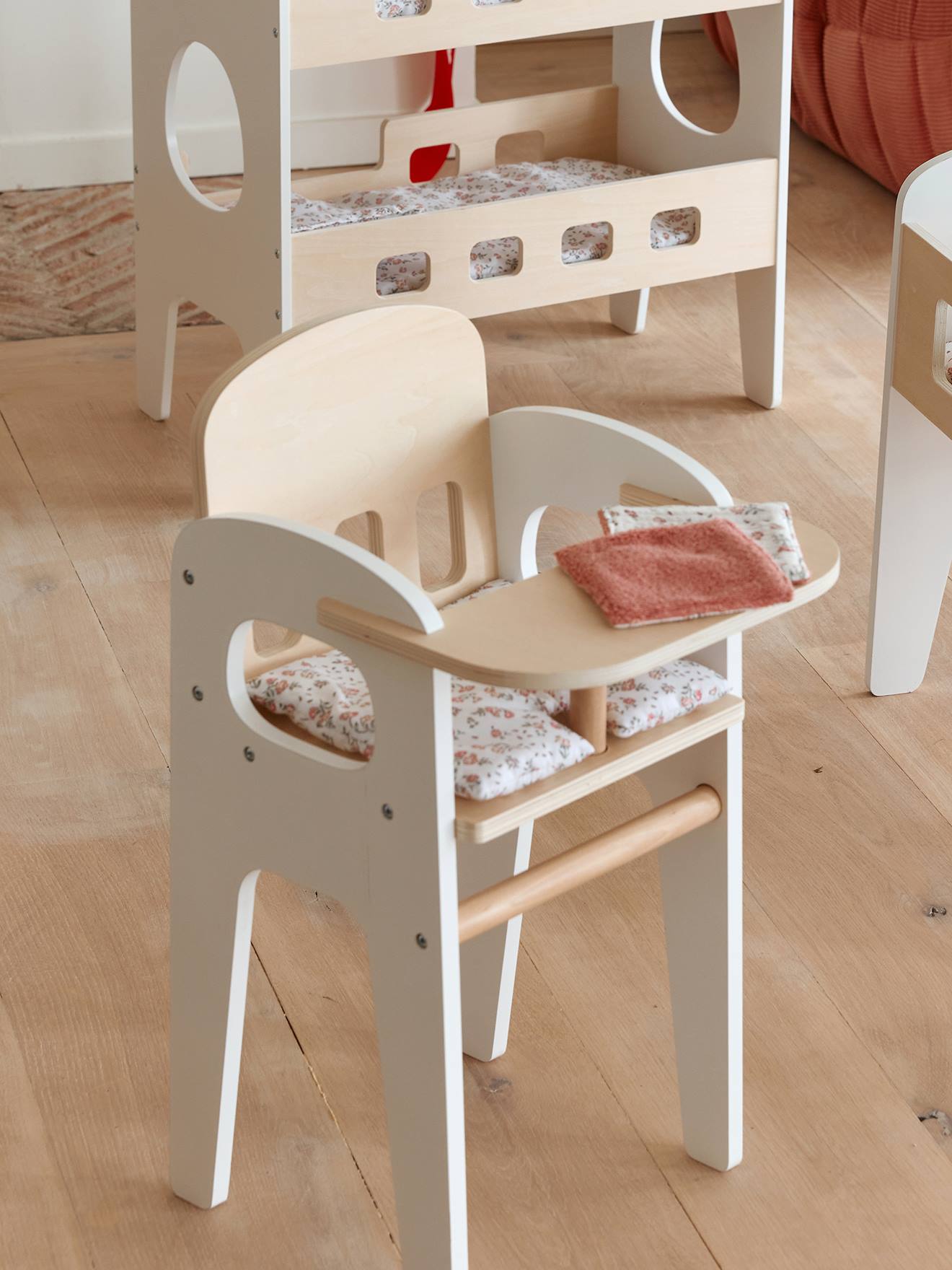 Chaise Haute En Bois Pour Enfants De 3 Ans Et Plus - La Grande Récré Chaise Haute En Bois Pour Enfants De 3 Ans Et Plus - La Grande Récré