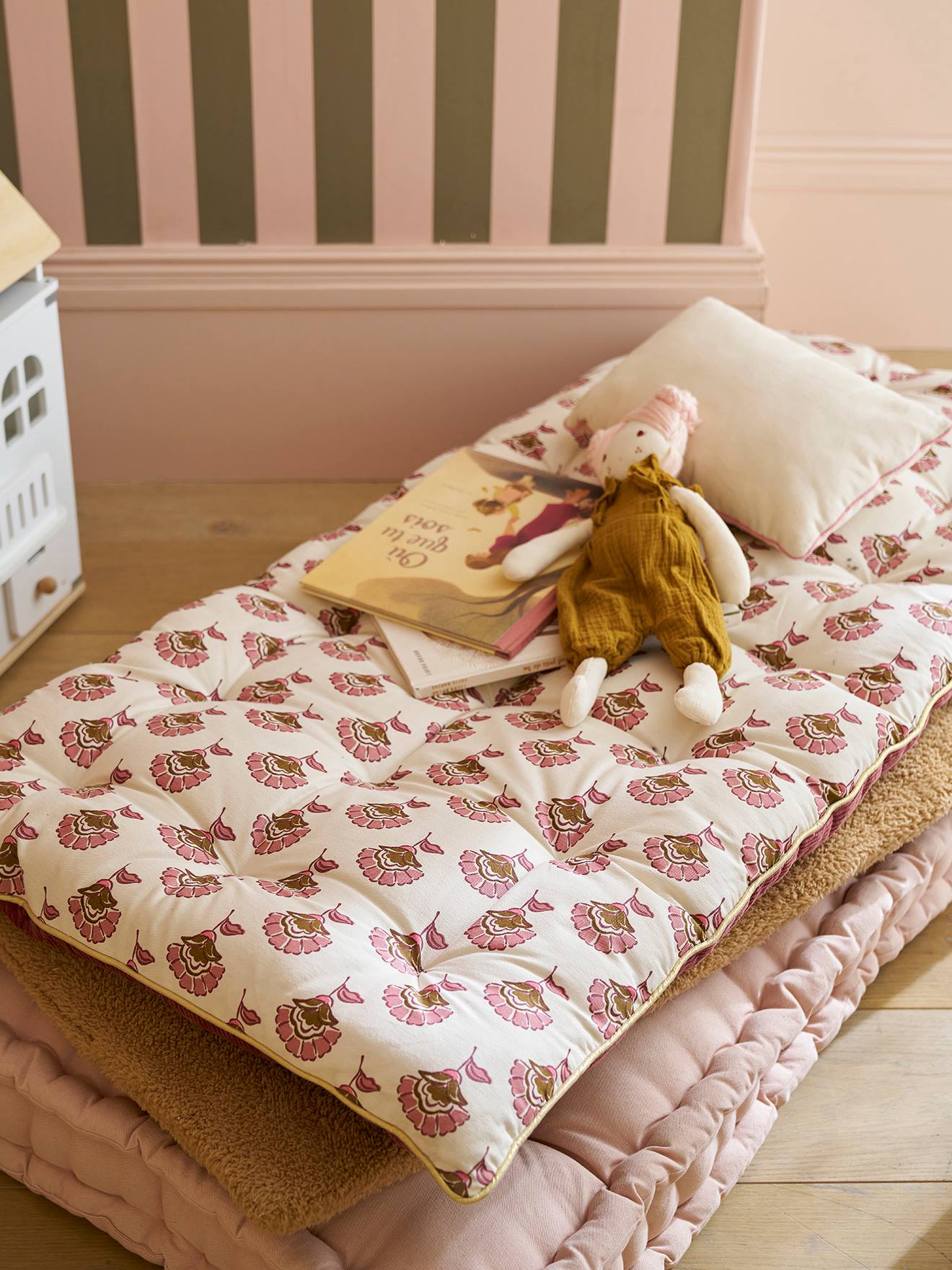 Vertbaudet Bi-materiaal Vloermatras Met Bloemen/velours Arizona Rozen