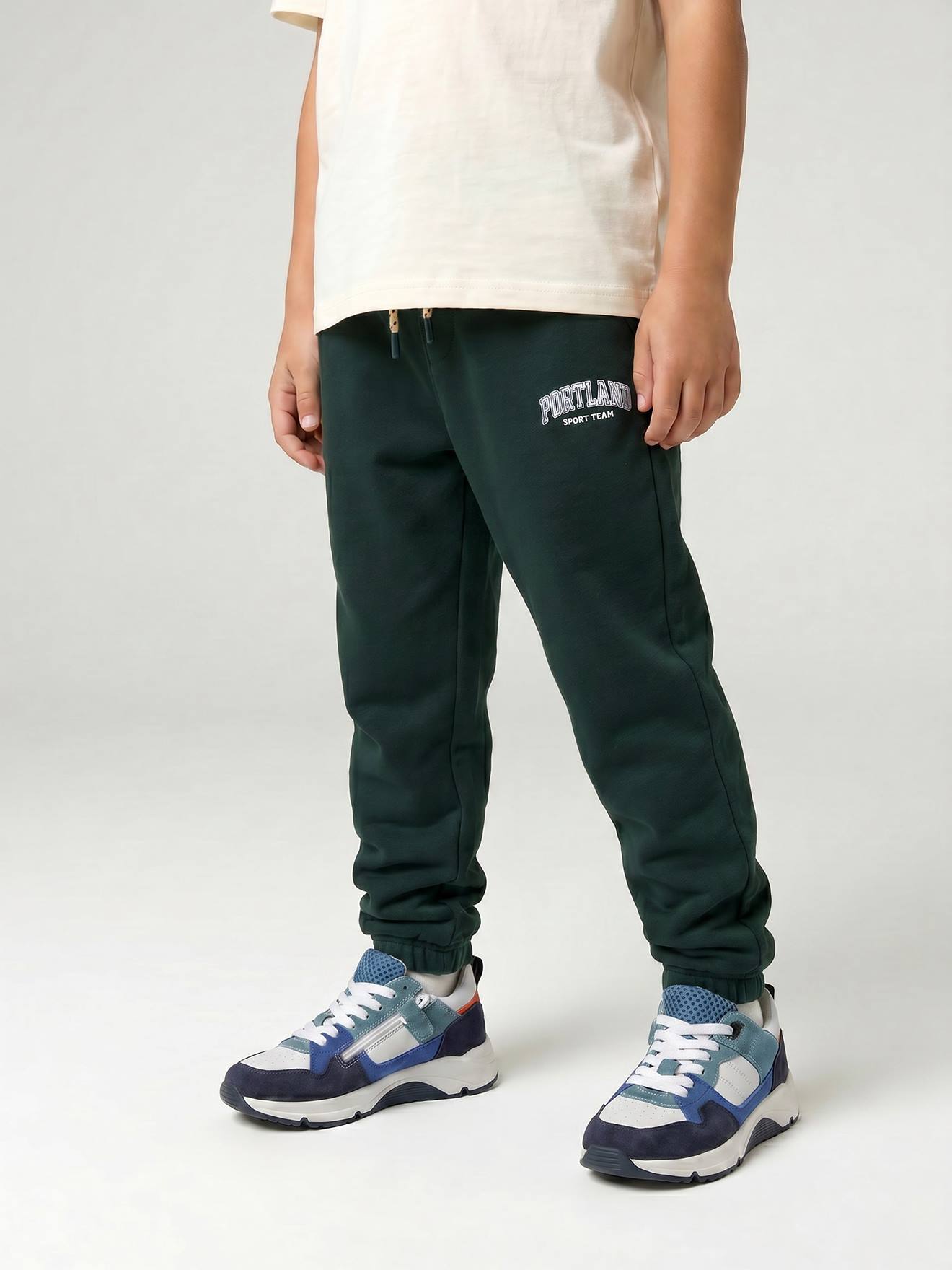 Joggingbroek jongen met print dennen