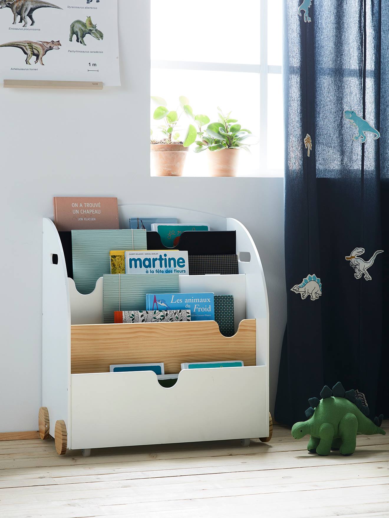 Montessori boekenkast kinderkamer | 3 treden - blank 70x74x30