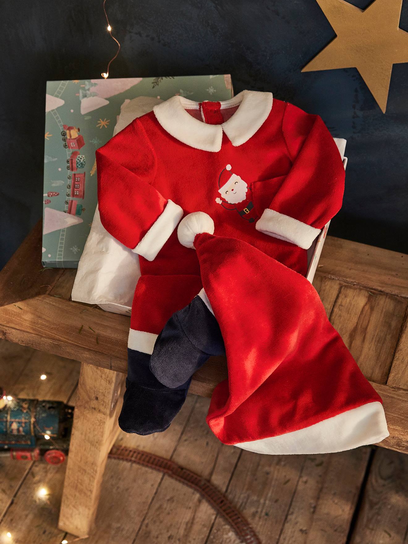 Pyjama de Noël bébé rouge 6 mois TEX à Prix Carrefour