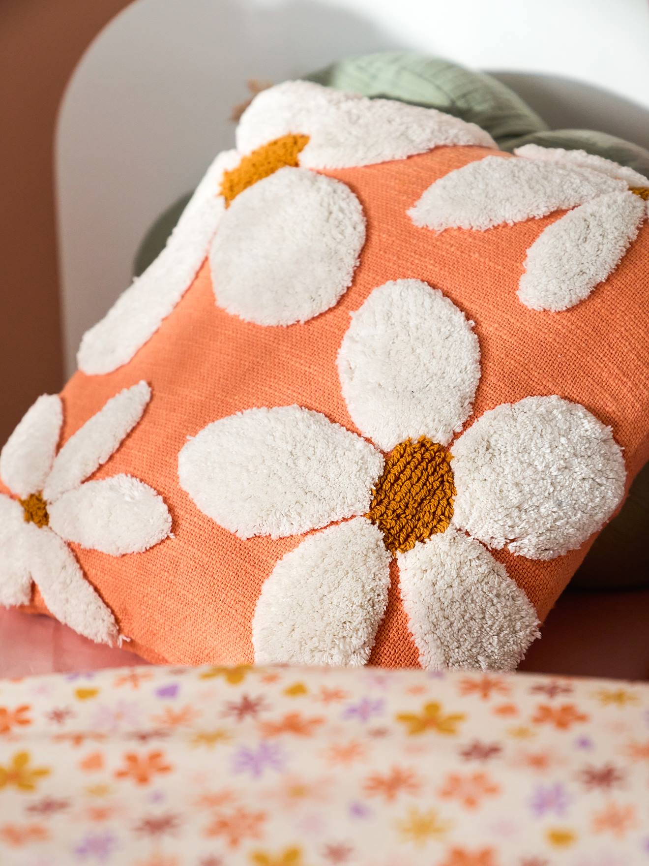 Vertbaudet Madeliefjeskussen Met Pompons