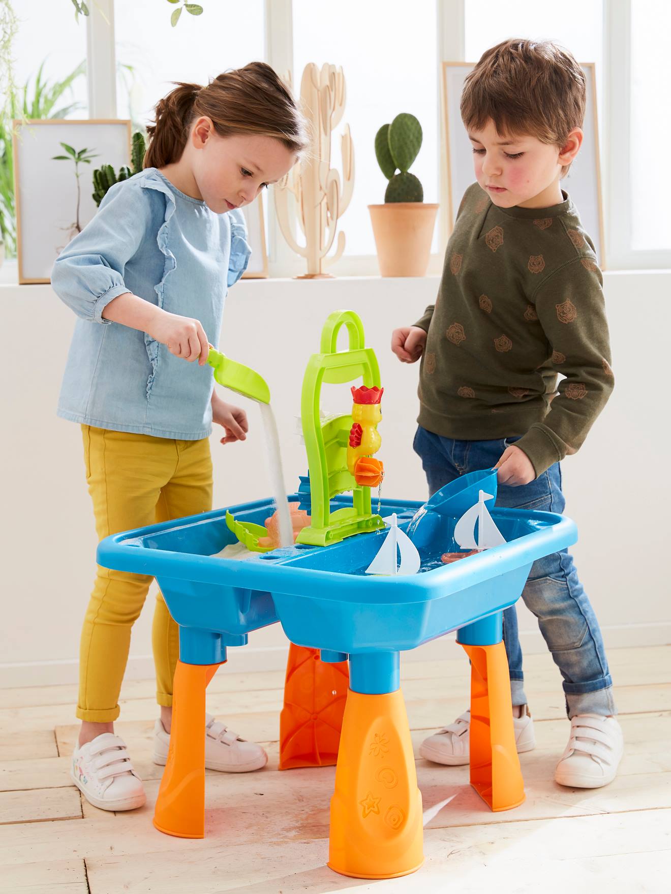 pop commando Medewerker Zand- en water speeltafel - multi-gekleurd, Speelgoed