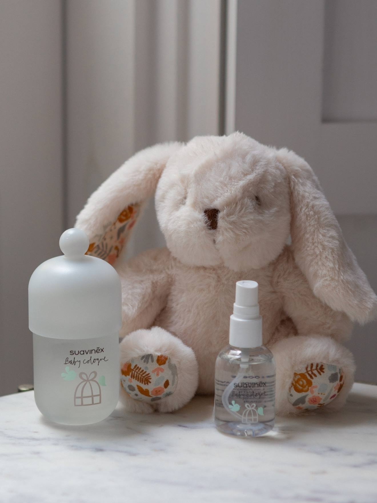 Set Baby eau de cologne Sense + konijn knuffel SUAVINEX wit